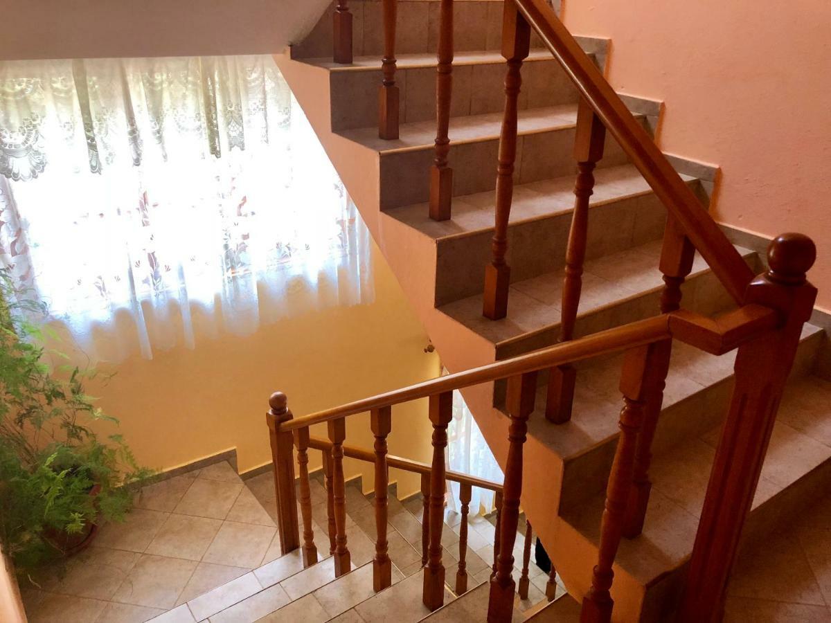 Джорджия Ξενοδοχείο Kiten  Εξωτερικό φωτογραφία